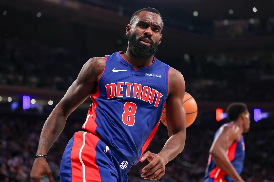 NBA常规赛赛程吃紧；本菲卡关键时刻防线松动；目标明确；心理建设被强调