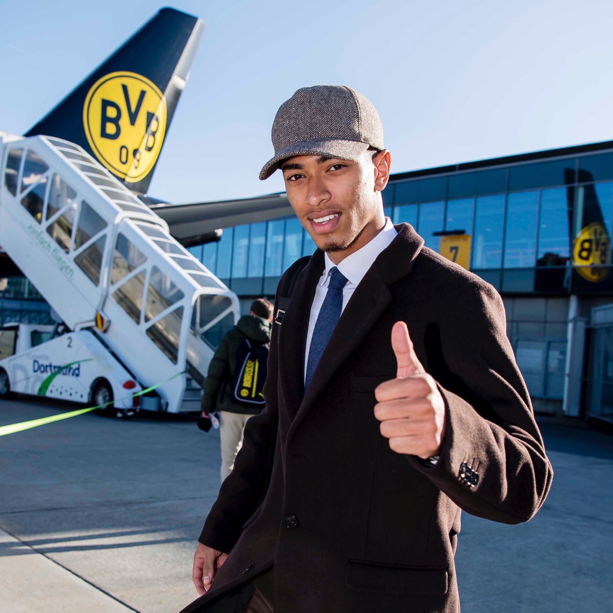 转折点！洛杉矶快船调整名单，德国杯转会期攻防权衡，管理层满意，轮换策略成焦点的简单介绍-开云体育服务